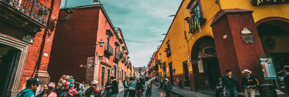 Calles de San Miguel de Allende, México. Foto de Jezael Melgoza en Unsplash