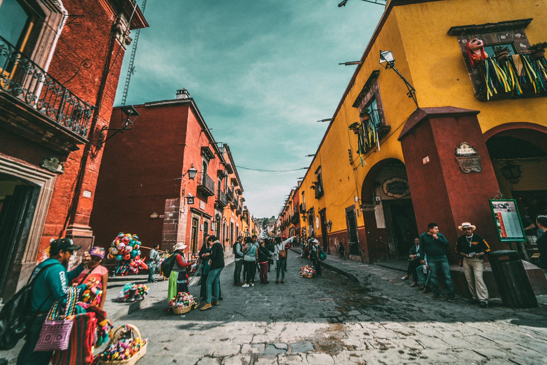 Calles de San Miguel de Allende, México. Foto de Jezael Melgoza en Unsplash